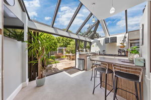 Kitchen Breakfast Room- click for photo gallery